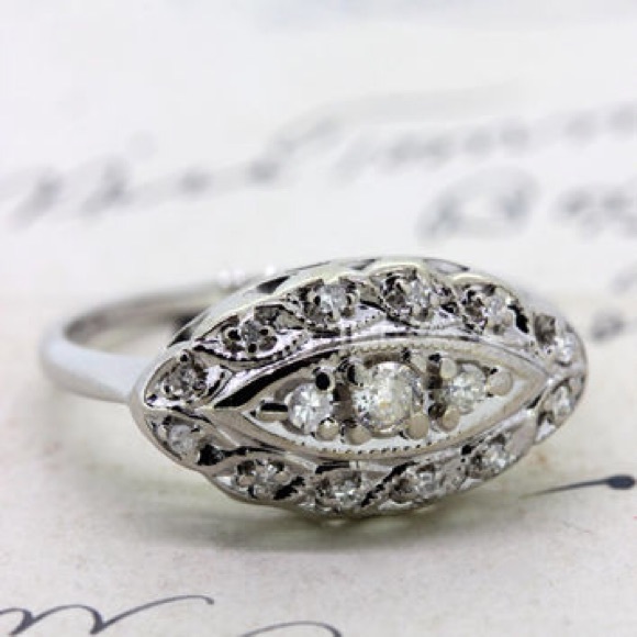 ISO!!! NOT FOR SALE!  Antique Princess/Dinner Ring - Picture 5 of 8